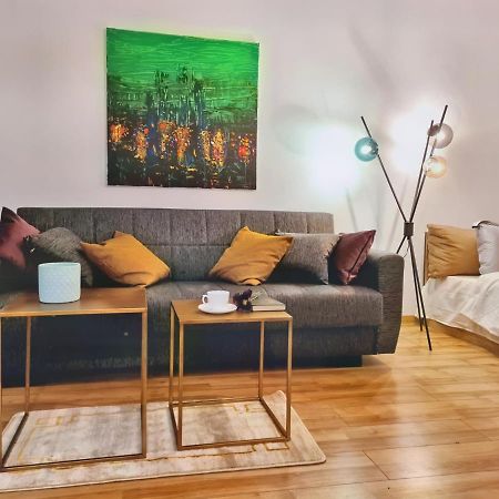 Lovely Ultracentral Apartment With Parking Cluj Napoca Bagian luar foto