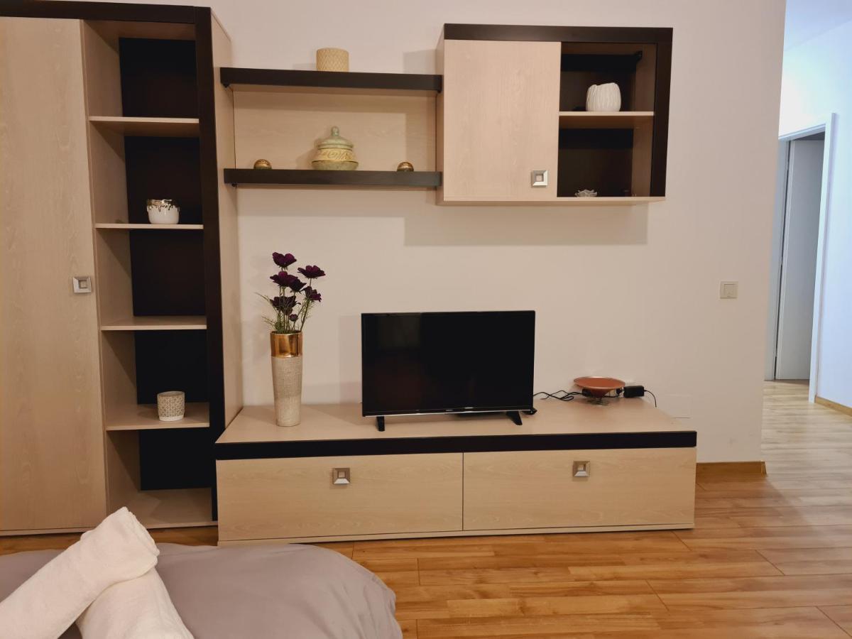 Lovely Ultracentral Apartment With Parking Cluj Napoca Bagian luar foto